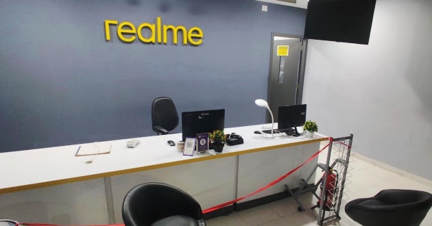 Daftar Alamat Nomor Telepon Service Center Realme Seluruh Indonesia